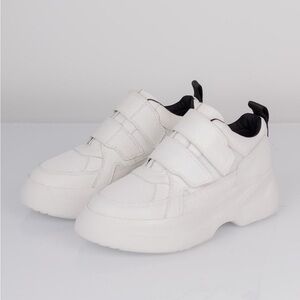 Vagabond White Chunky Velcro Indicator Sneakers